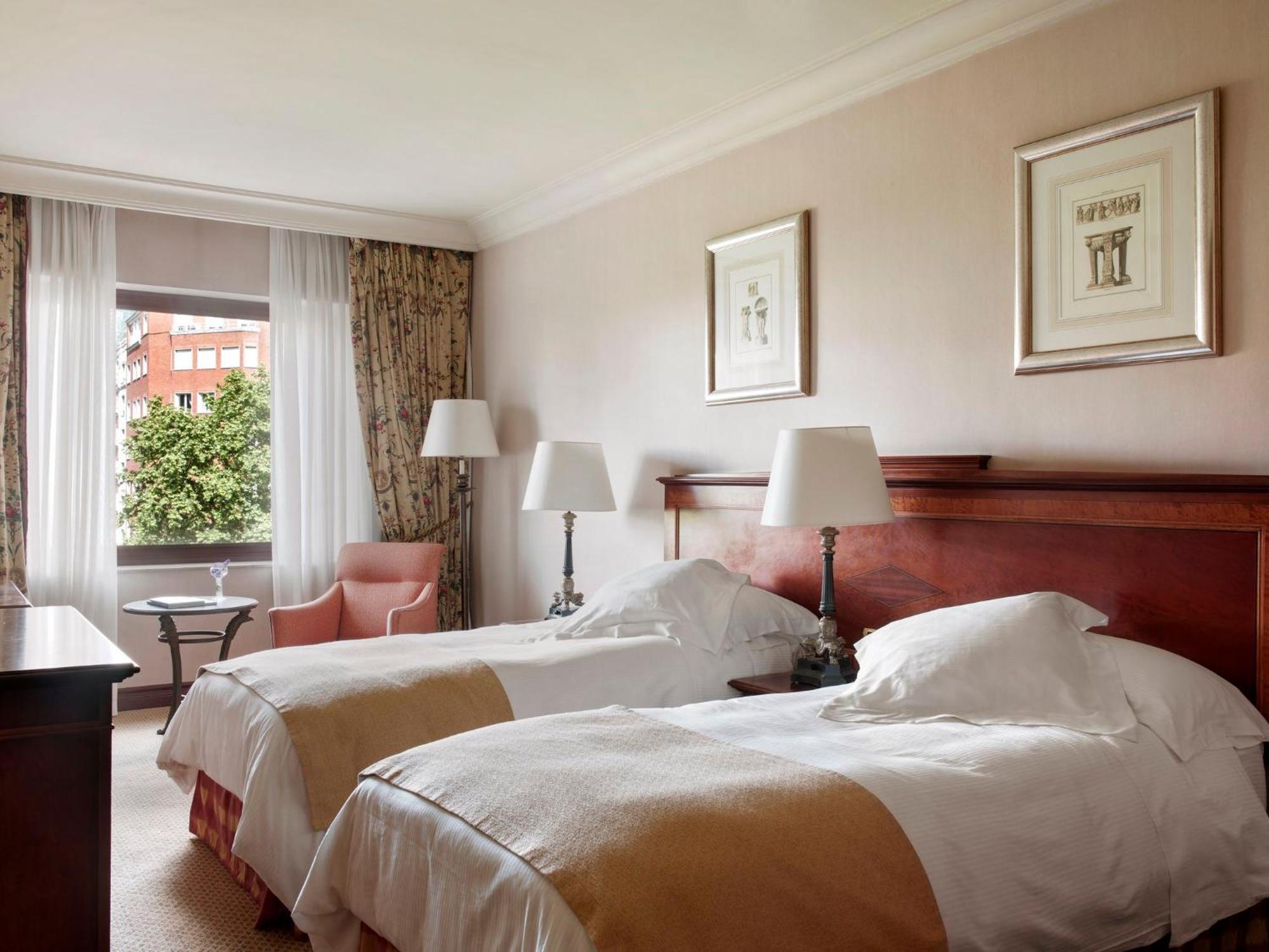 Intercontinental Madrid By Ihg Hotel Ngoại thất bức ảnh