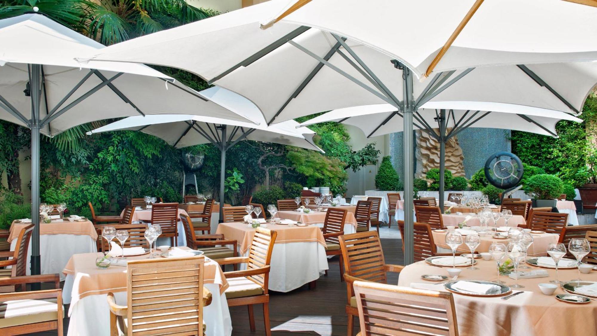 Intercontinental Madrid By Ihg Hotel Ngoại thất bức ảnh